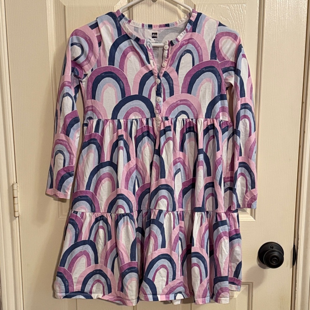 Tea Collection Tiered Henley Dress
Over the Rainbow in Purple size 12